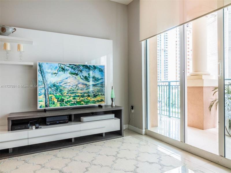 Alquiler de apartamento en King David 603