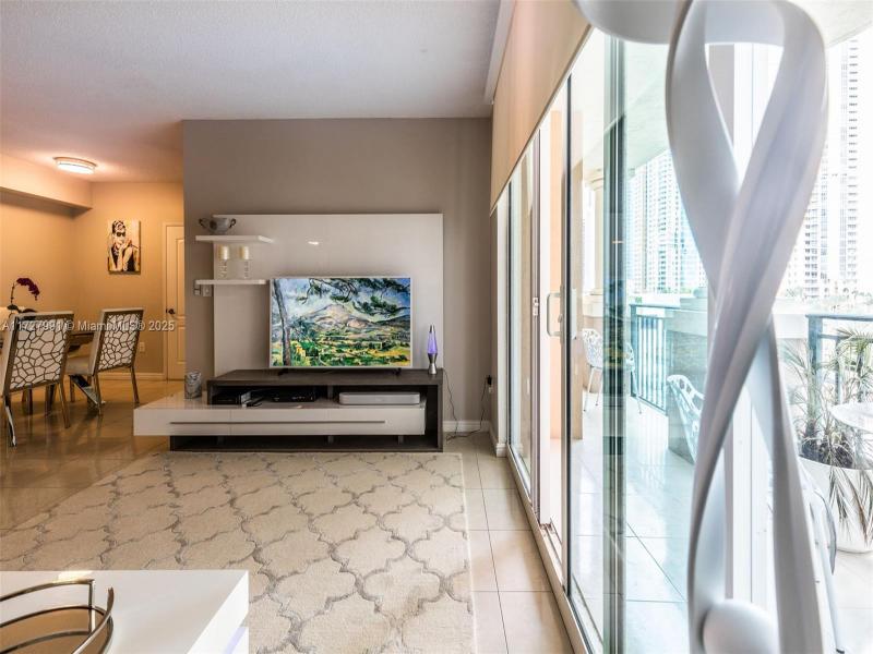 Alquiler de apartamento en King David 603