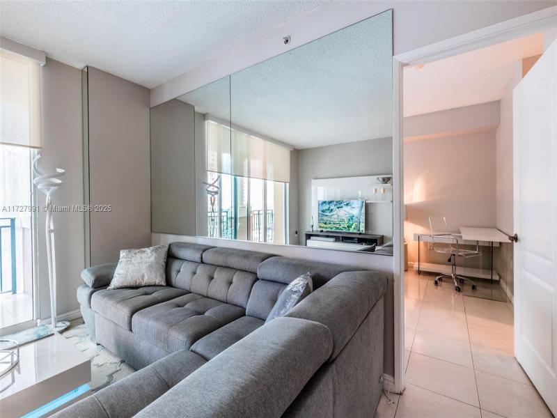 Alquiler de apartamento en King David 603