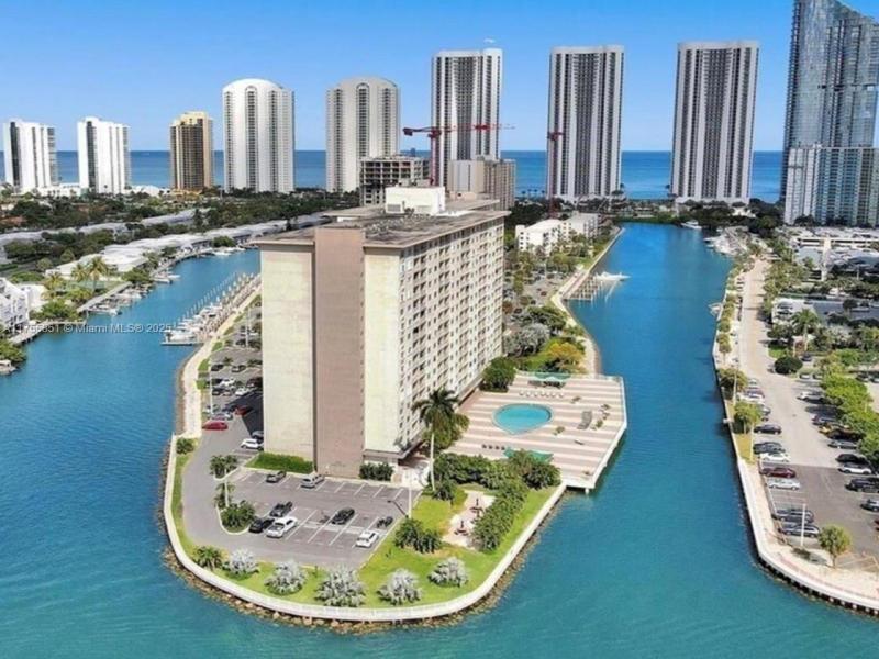 Coastal Towers Apt #810
