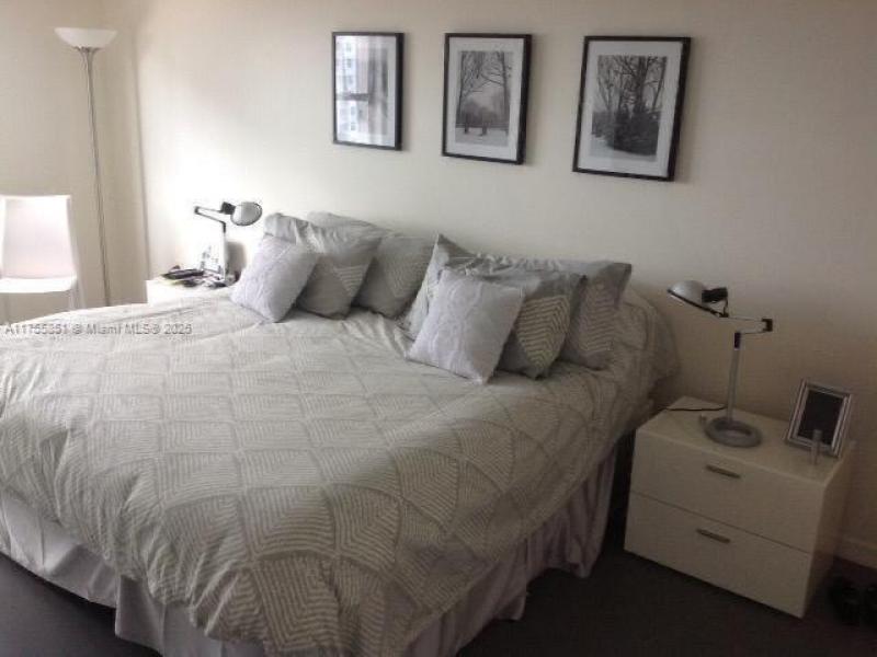 Comprar apartamento en Coastal Towers 810