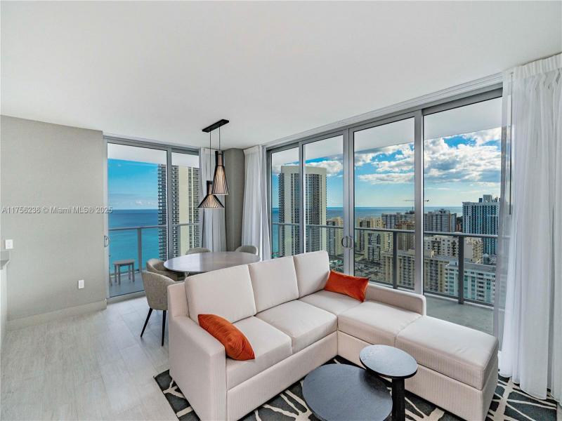 Condo for sale at Hyde Beach House R1609