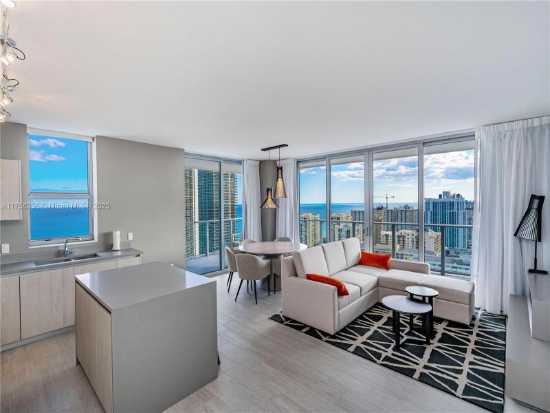 Condo for sale at Hyde Beach House R1609