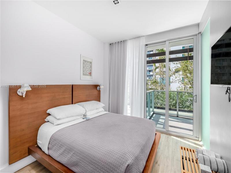 Condo for sale at 1215 on West 203