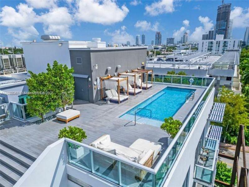 Condo for sale at 1215 on West 203