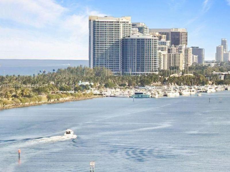 Comprar apartamento en Coastal Towers 1607