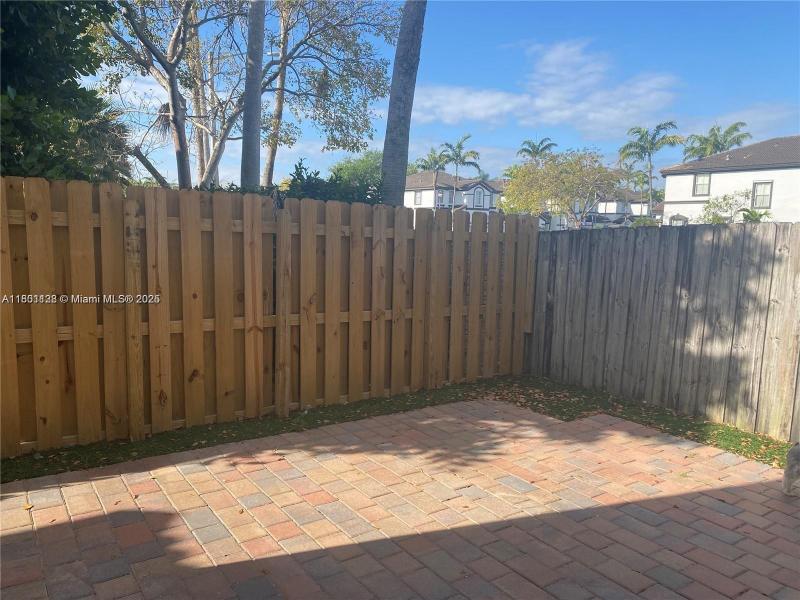 Property photo # 4