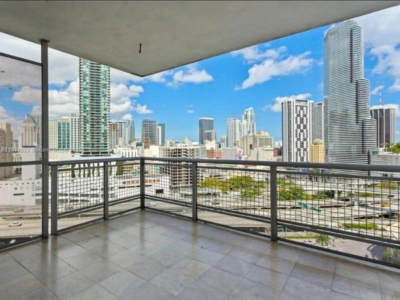 Property photo # 0