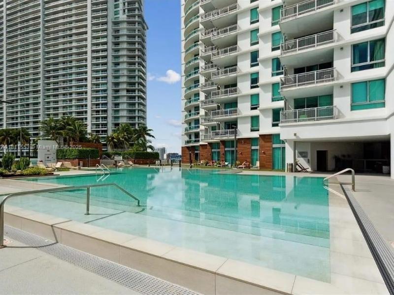 Property photo # 6