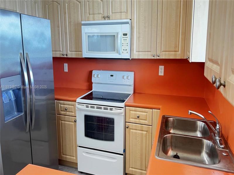 Property photo # 8