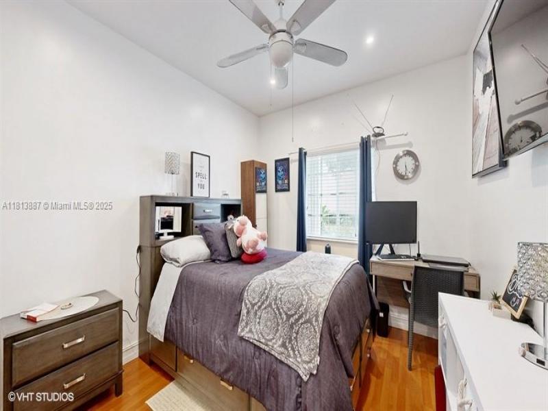 Property photo # 9
