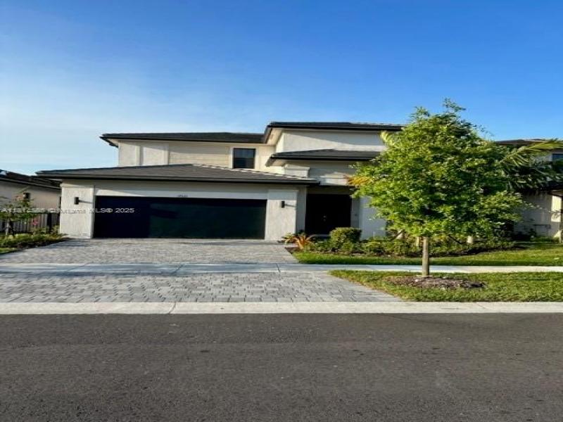 Property photo # 0