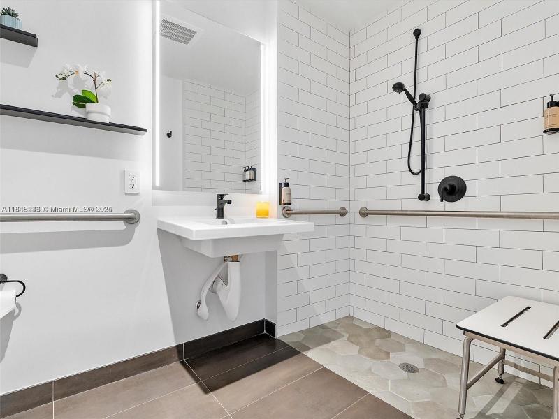 Property photo # 4