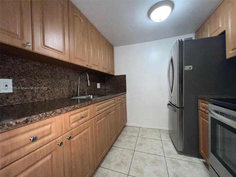 Property photo # 9