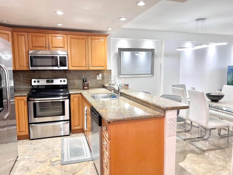 Property photo # 8
