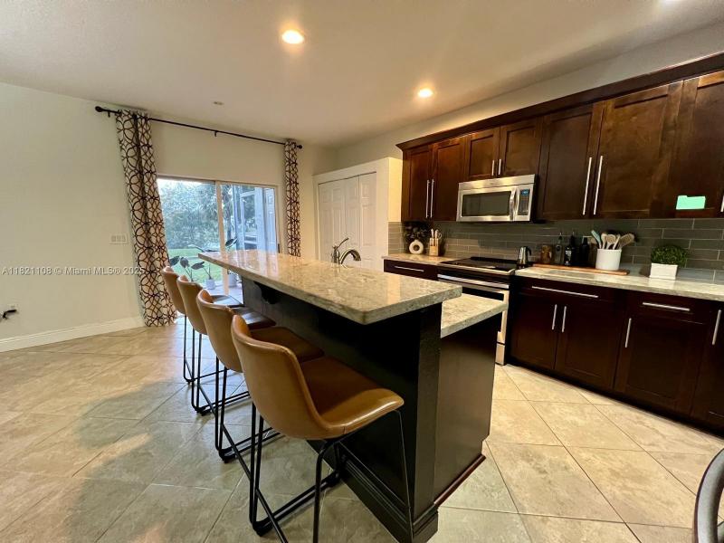 Property photo # 8