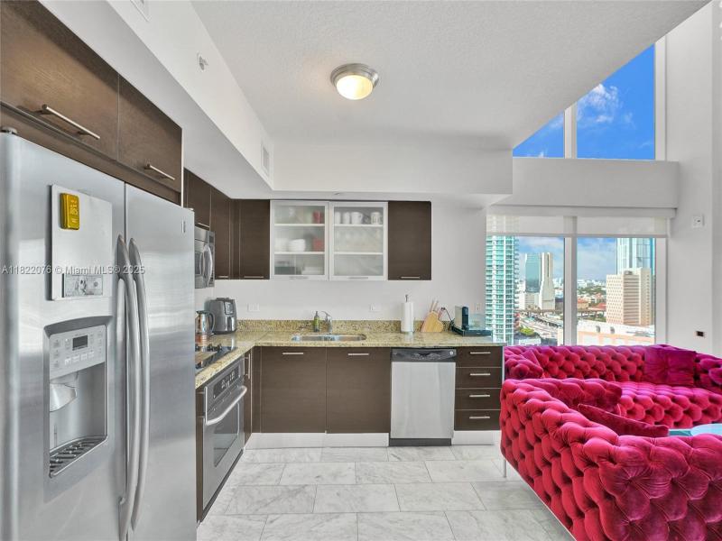 Property photo # 6
