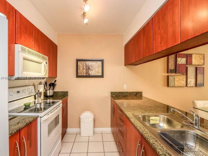 Property photo # 6
