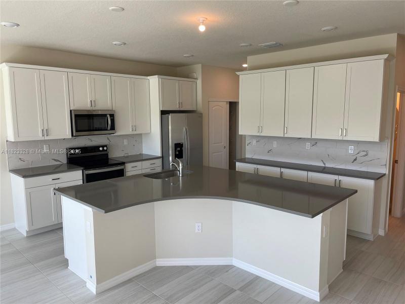Property photo # 5