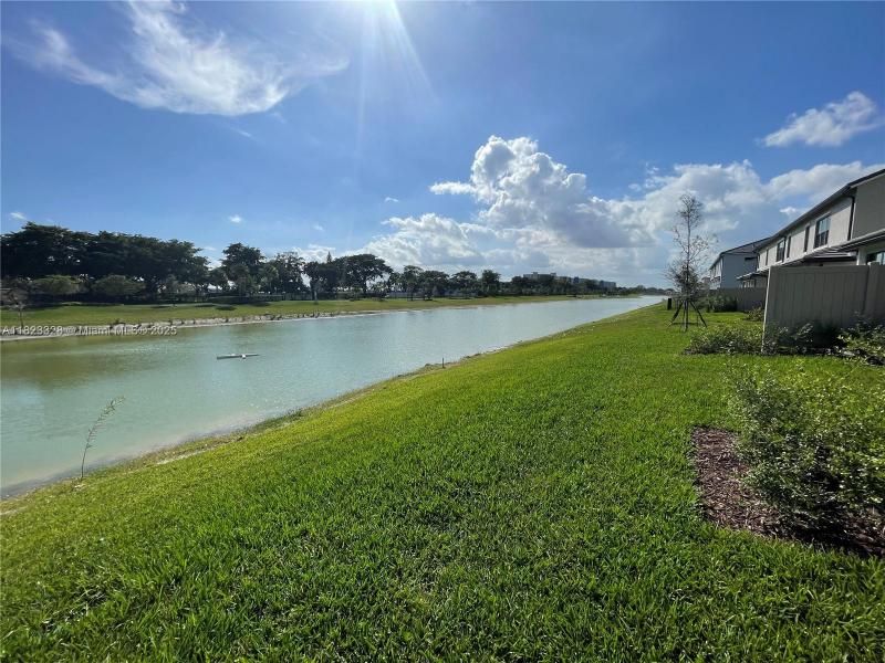 Property photo # 4