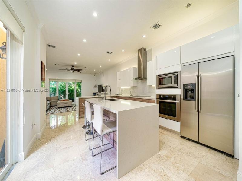 Property photo # 3