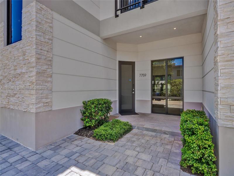 Property photo # 8