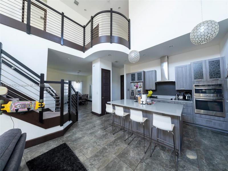 Property photo # 3