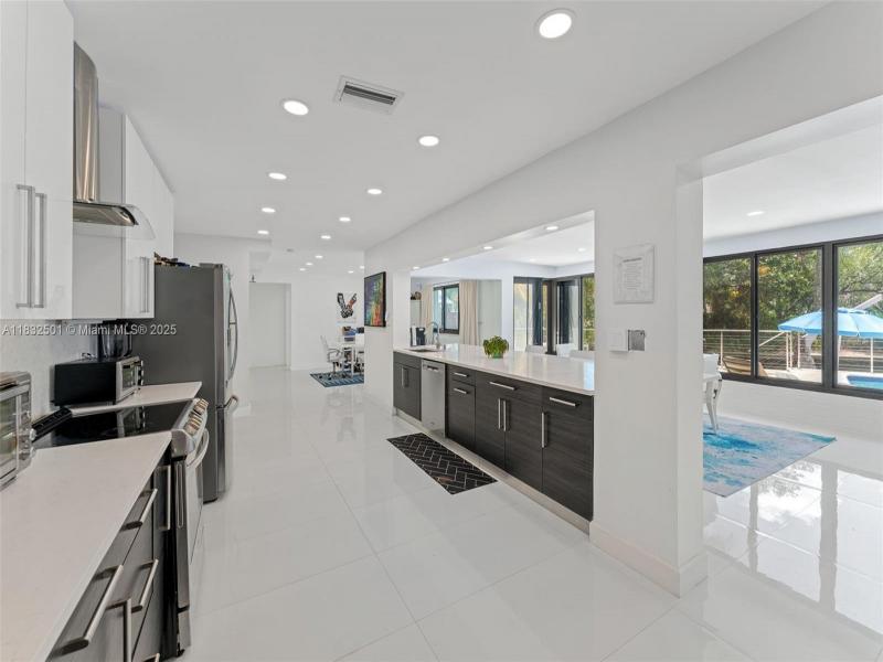 Property photo # 5