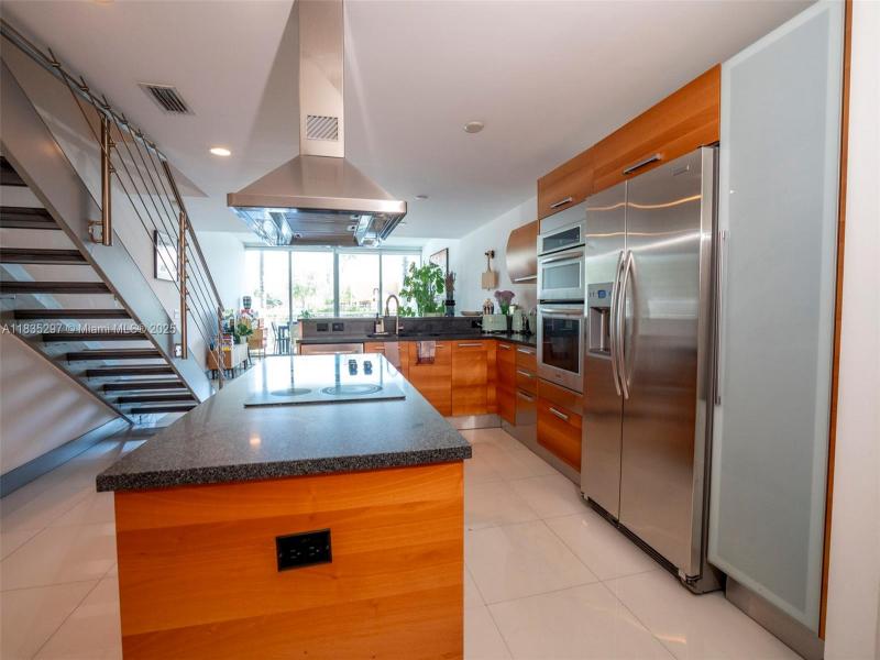 Property photo # 6