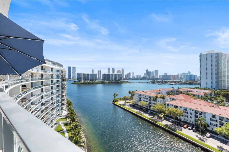 Condo for sale at Echo Aventura LPH02