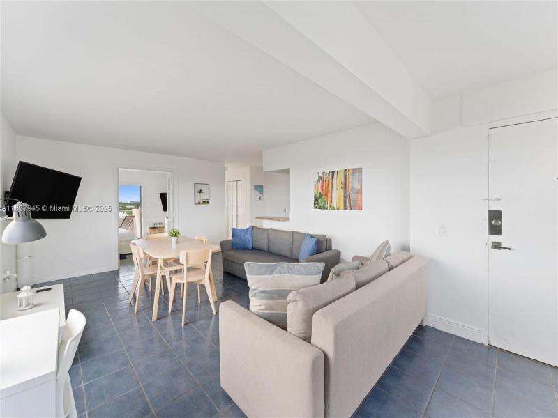 Comprar apartamento en Bayshore Yacht Tennis Club 901