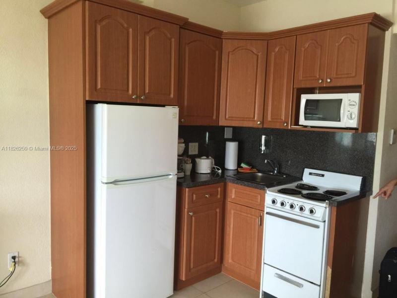 Property photo # 6
