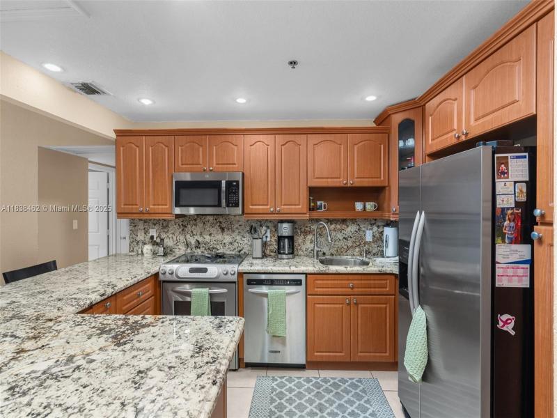 Property photo # 8