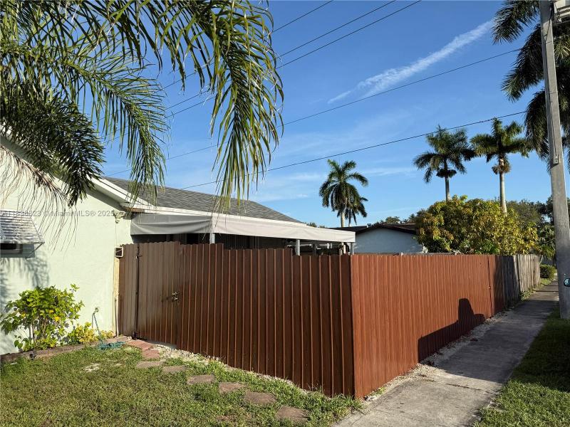 Property photo # 0