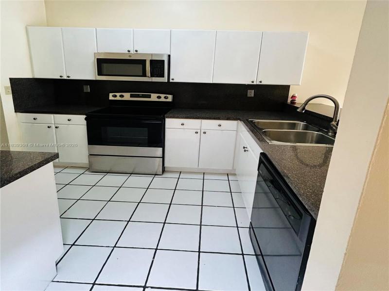 Property photo # 9