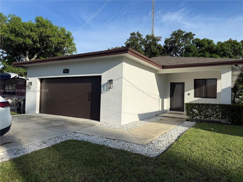 Property photo # 0
