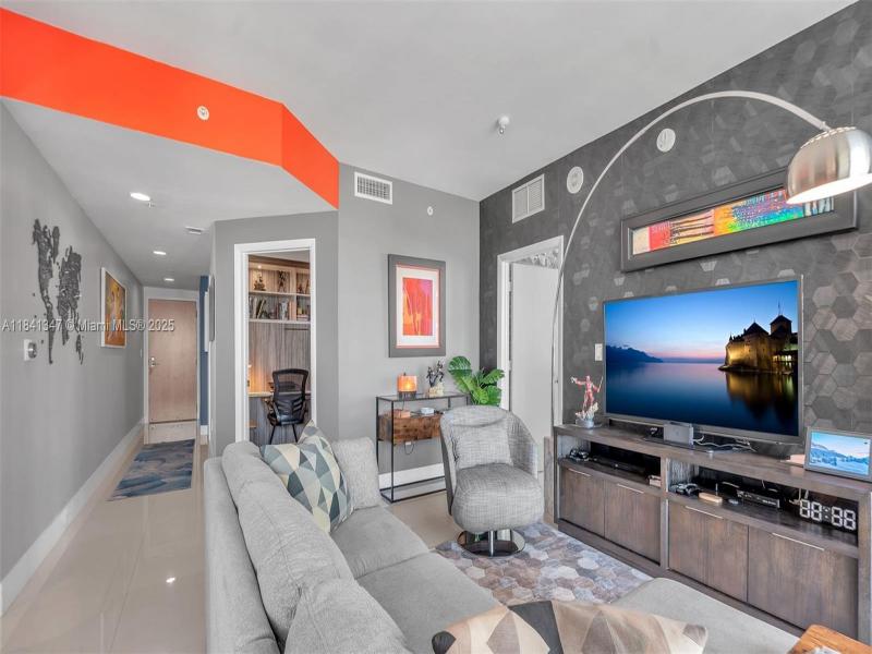 Property photo # 6