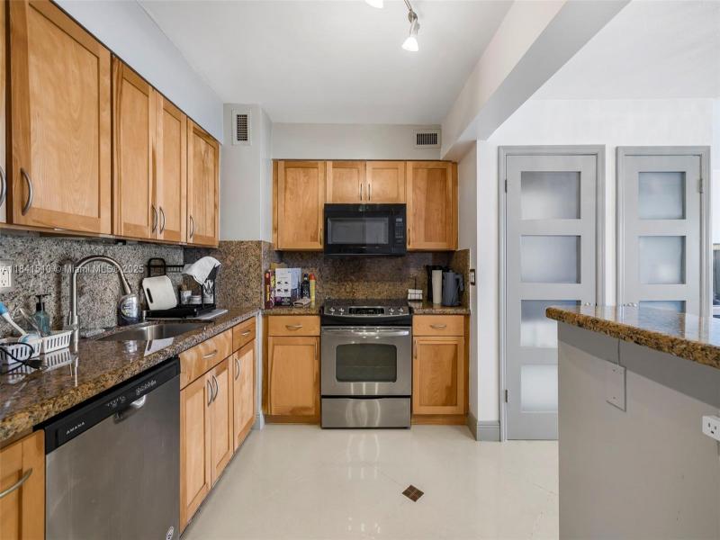 Property photo # 4