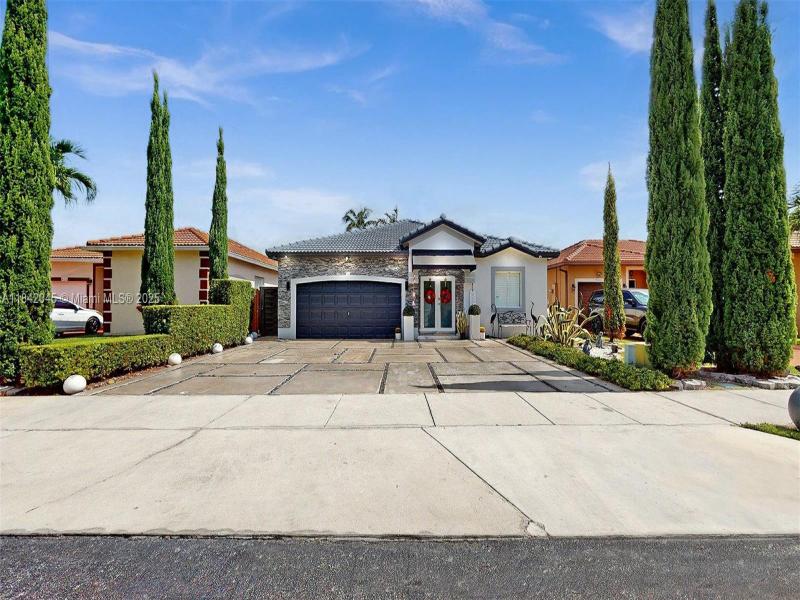 Property photo # 0