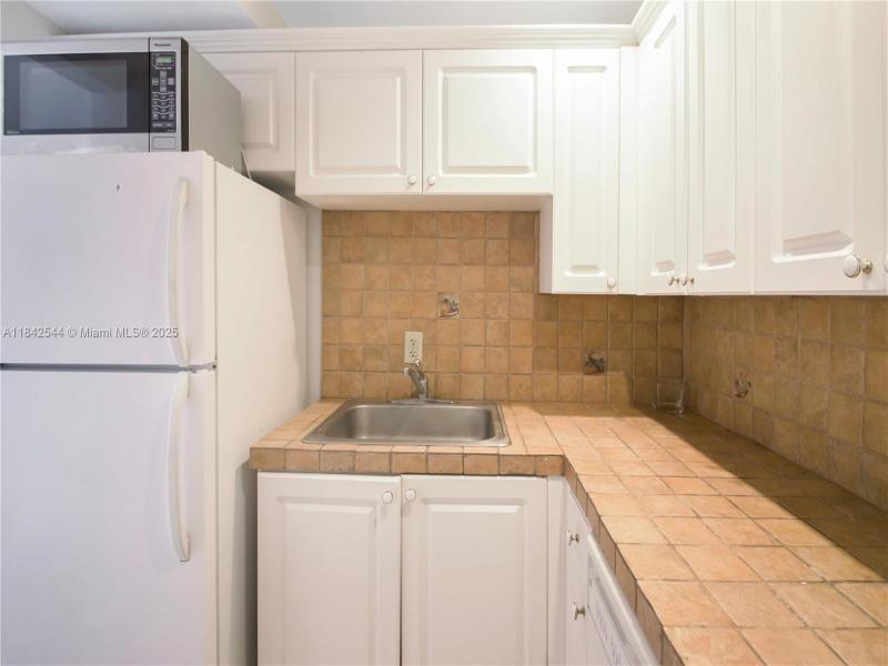 Property photo # 4