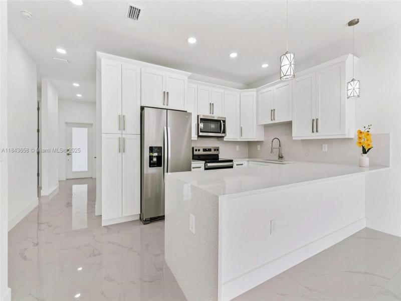 Property photo # 3