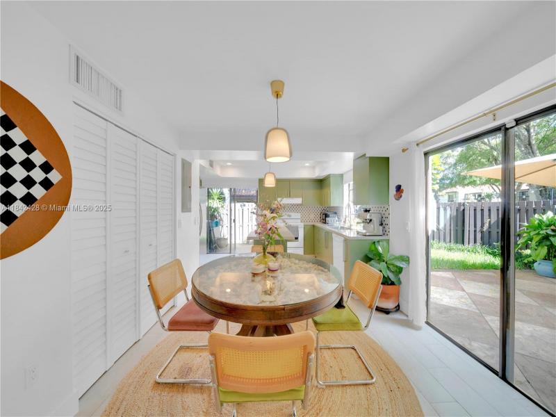Property photo # 8