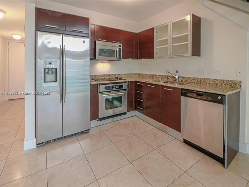 Property photo # 9
