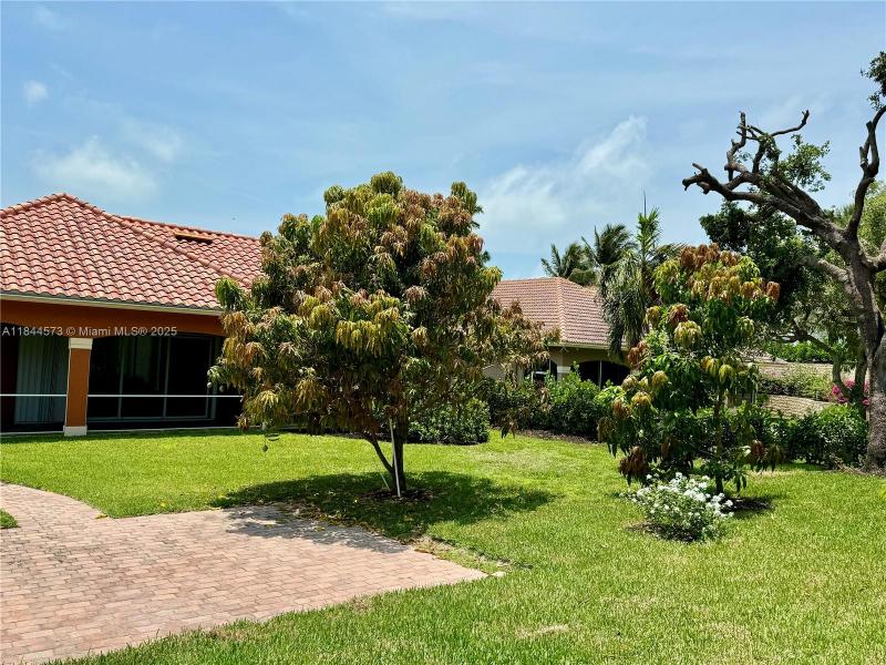 Property photo # 9