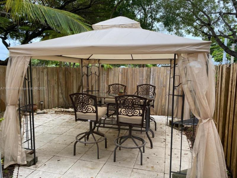 Property photo # 0