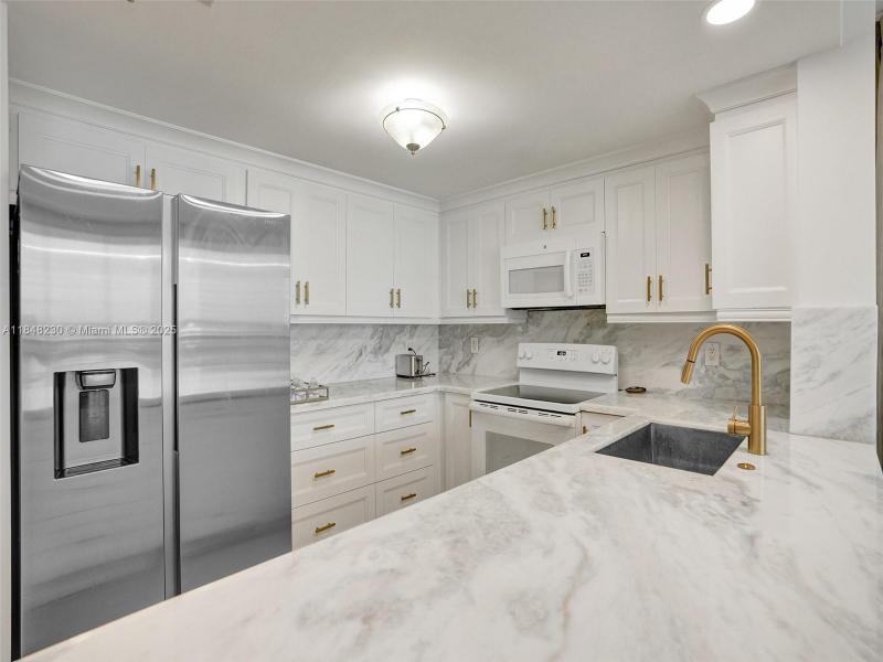 Property photo # 8