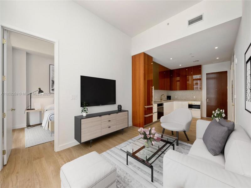 Property photo # 2