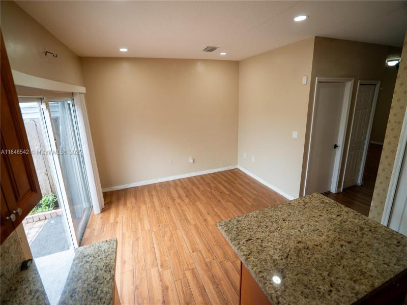 Property photo # 6