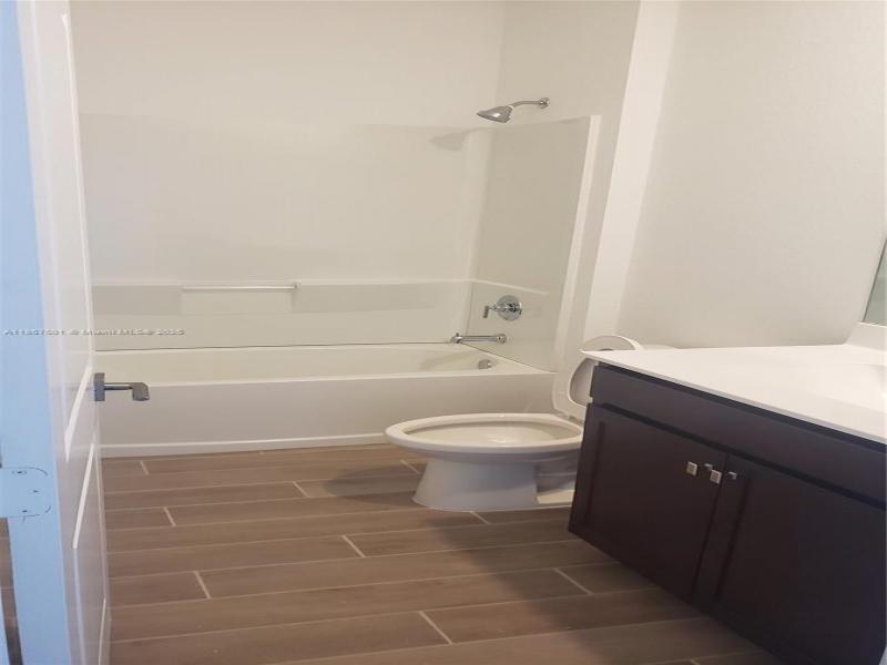 Property photo # 7