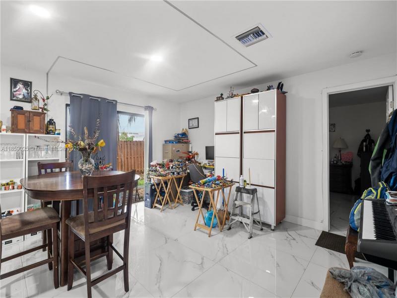 Property photo # 6